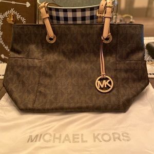 Michael Kors - Brown Leather pattern & tan straps
